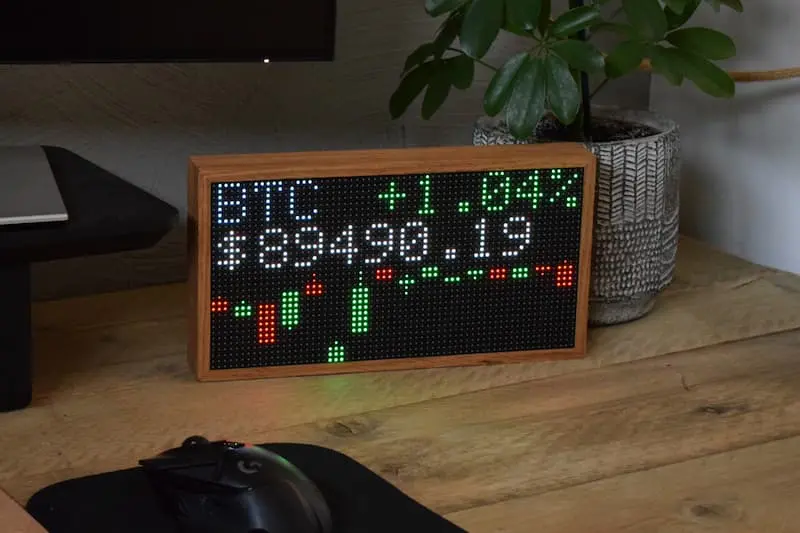 DeskDisplay zijaanzicht